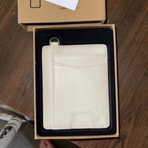 Adar the Denner ivory wallet